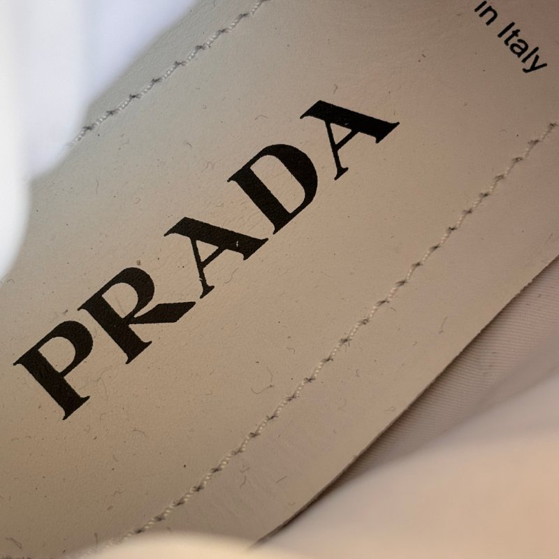 ::PRADA:: Calzature Donna Sneakers 沙色尼龍潮流白底高筒休閒鞋 運動鞋 (38.5號)-25