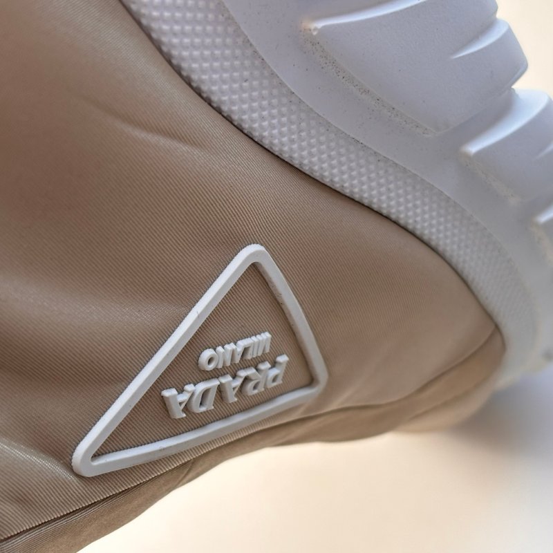 ::PRADA:: Calzature Donna Sneakers 沙色尼龍潮流白底高筒休閒鞋 運動鞋 (38.5號)-29