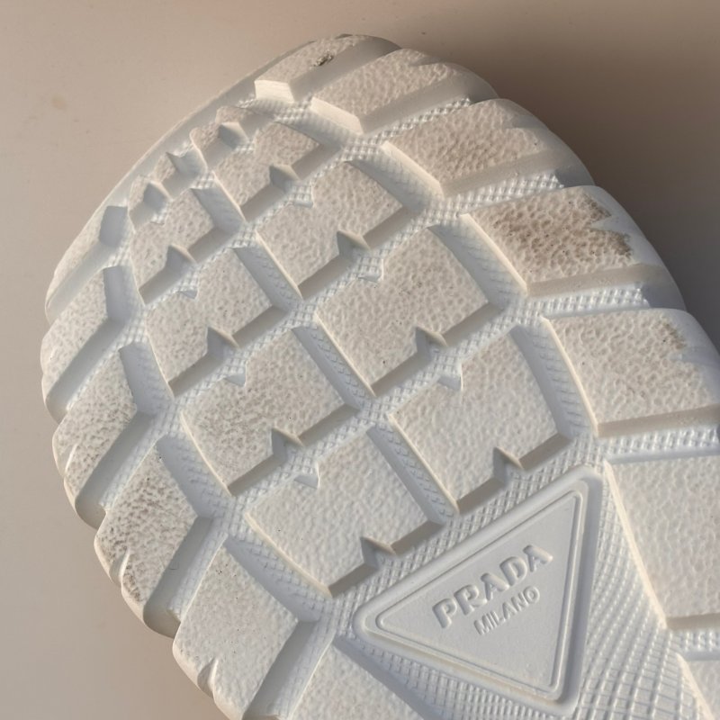 ::PRADA:: Calzature Donna Sneakers 沙色尼龍潮流白底高筒休閒鞋 運動鞋 (38.5號)-32