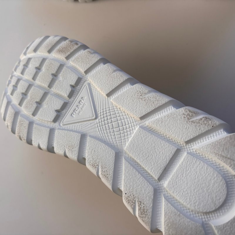 ::PRADA:: Calzature Donna Sneakers 沙色尼龍潮流白底高筒休閒鞋 運動鞋 (38.5號)-34