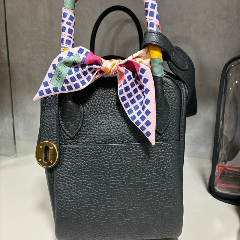 Hermes Lindy26 黑金 九成新-3