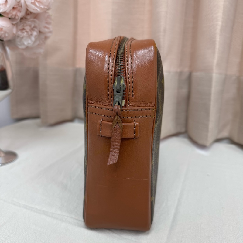 Louis Vuitton 紅皮方型手拿包 vintage 中古 二手 大容量 出清 特價 男女通用-10