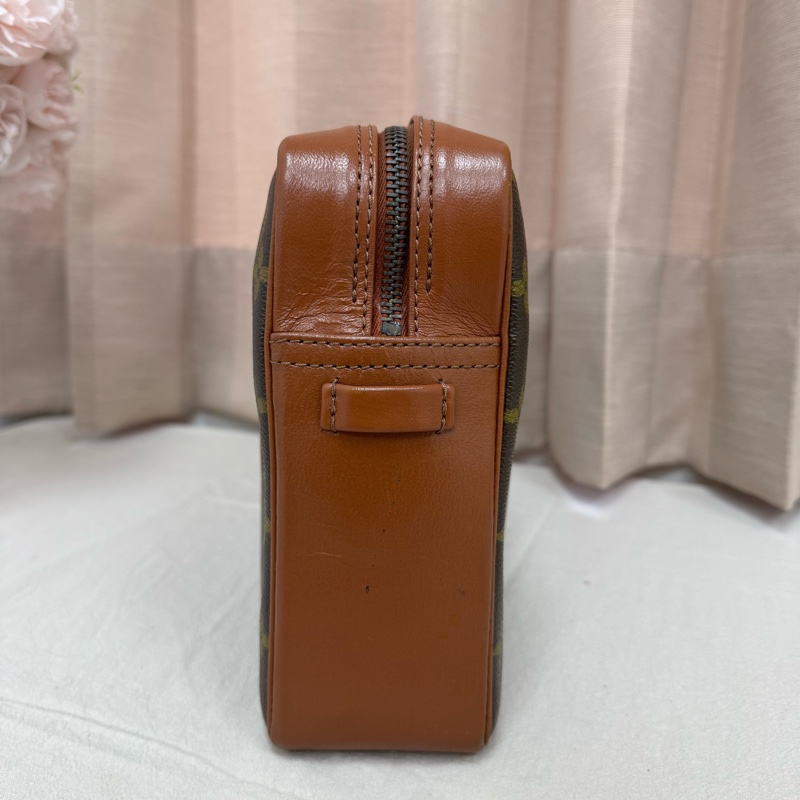 Louis Vuitton 紅皮方型手拿包 vintage 中古 二手 大容量 出清 特價 男女通用-11