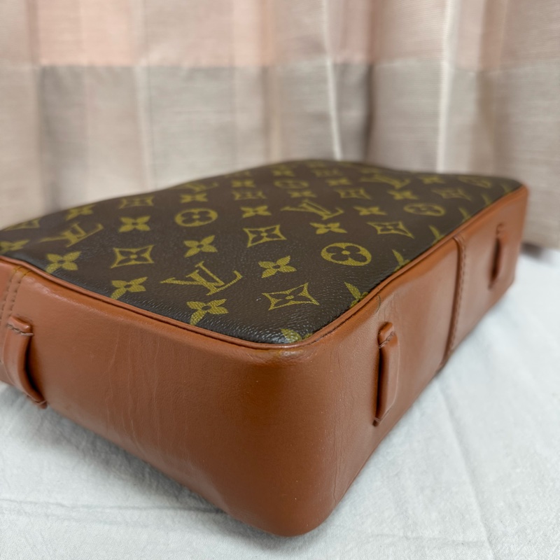Louis Vuitton 紅皮方型手拿包 vintage 中古 二手 大容量 出清 特價 男女通用-15