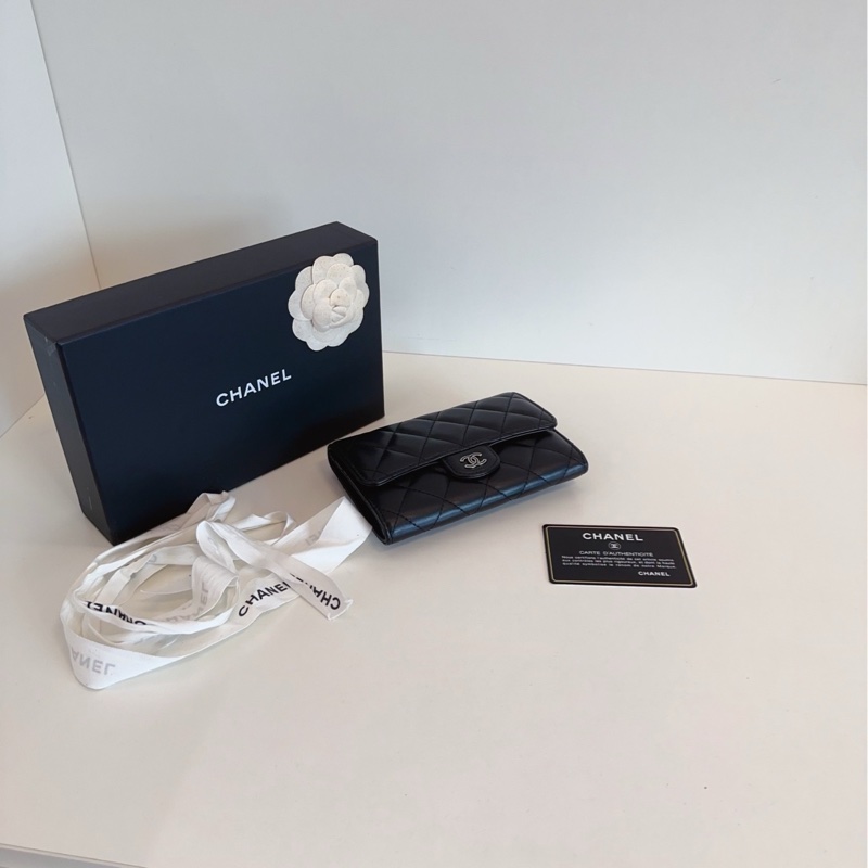 【99新🆕】Chanel 鏤空logo 菱格紋短款錢包-4