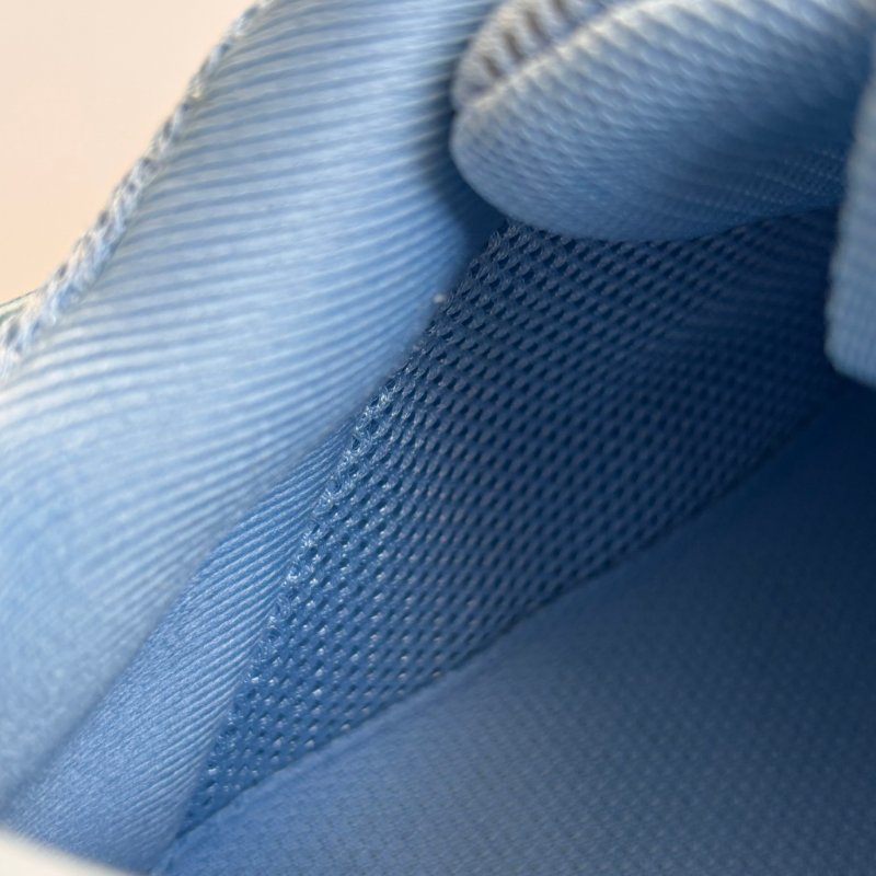 ::BALENCIAGA:: Track Sneaker 水藍色運動鞋 潮鞋 休閒鞋 潮流 (38號)-12