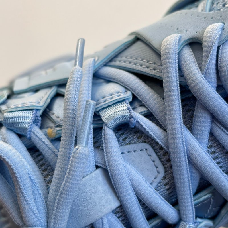 ::BALENCIAGA:: Track Sneaker 水藍色運動鞋 潮鞋 休閒鞋 潮流 (38號)-13