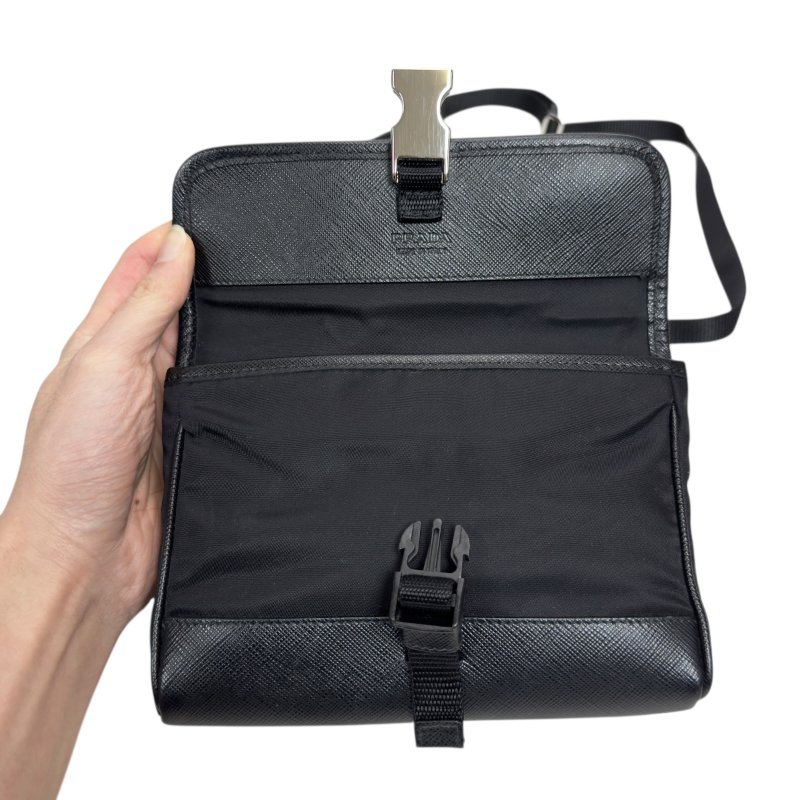 PRADA 三角標 斜揹袋-12