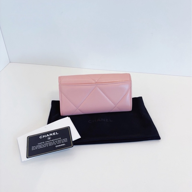 【閒置品🆕】Chanel 19bag系列粉色大菱格金扣翻蓋長錢包 斜挎包-1