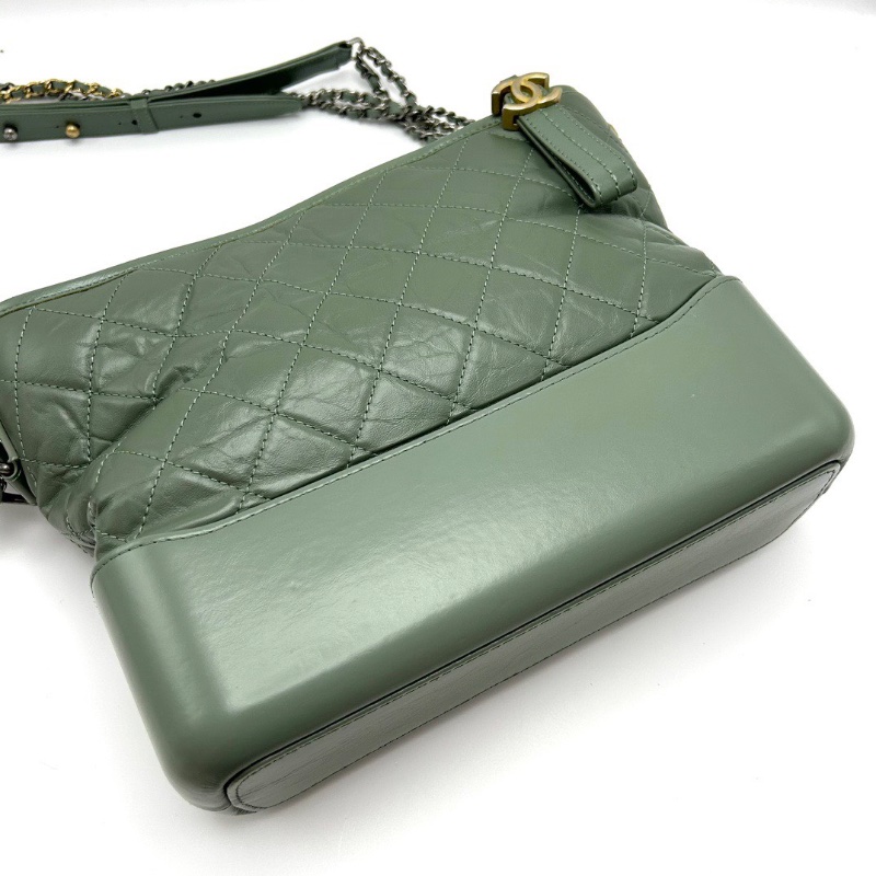 CHANEL 綠色中號流浪肩背斜背鏈條包21*16*8 98新配件塵袋保卡-3