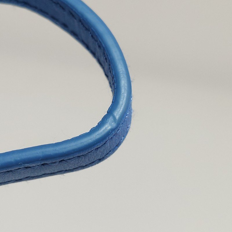 Miu Miu Miu Crystal系列純色金屬扣珩縫鑽飾斜挎包單肩包-16