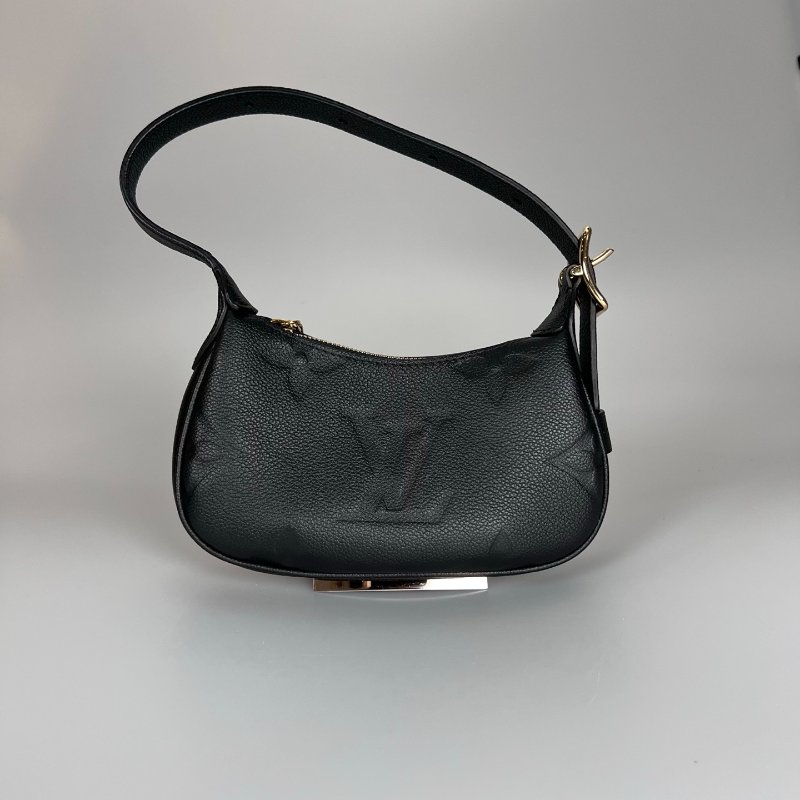 LV M82391/晶片款 黑 MINI MOON 包-1