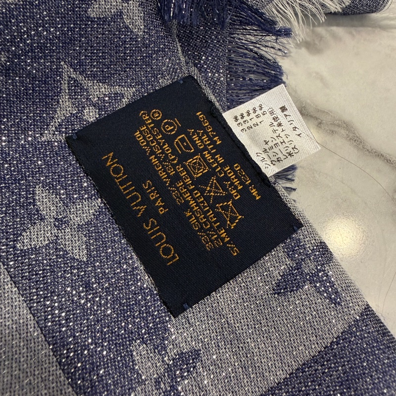 LV 藍絲質羊毛Demin造型方形披肩M76691-8