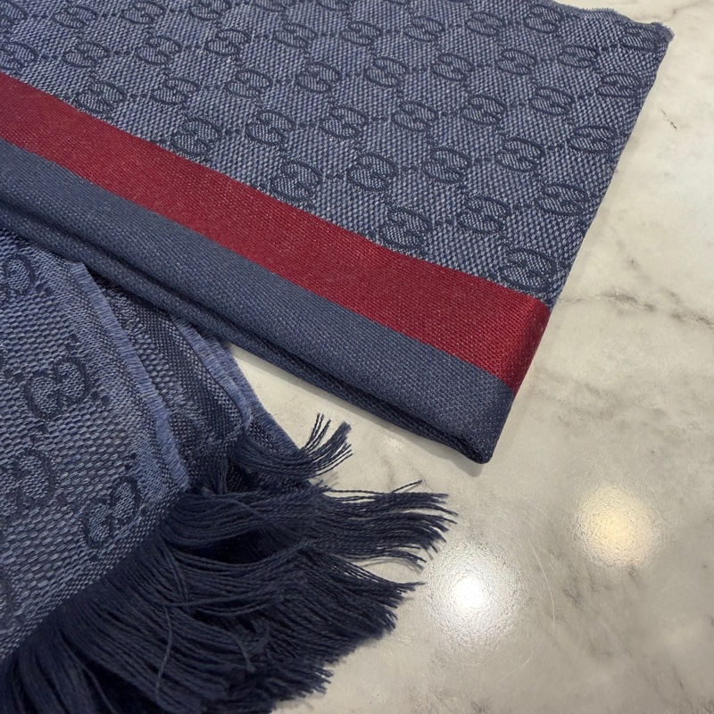 Gucci 藍Logo紅邊絲質圍巾-3