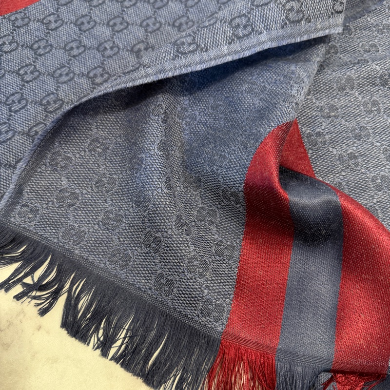 Gucci 藍Logo紅邊絲質圍巾-4