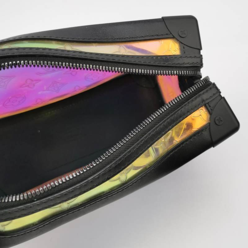 Louis Vuitton(LV)SoftTrunk牛皮老花壓紋透明鉚釘包角斜挎包單肩包-6