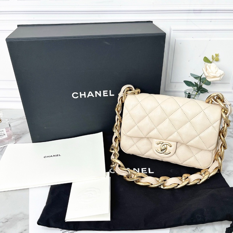Chanel 23P粗鏈條乳白色羊皮芯片款方胖子肩背包21×17×6 98新配件塵袋盒子購證-1