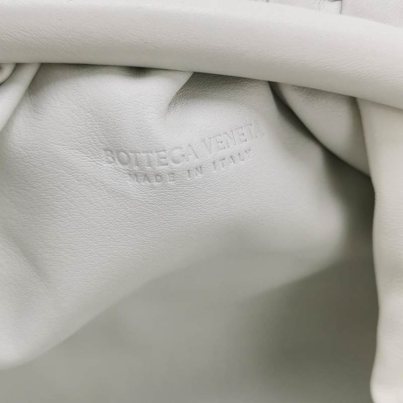 Bottega Veneta Pouch雲朵包迷你牛皮純色褶皺斜挎包單肩包-7