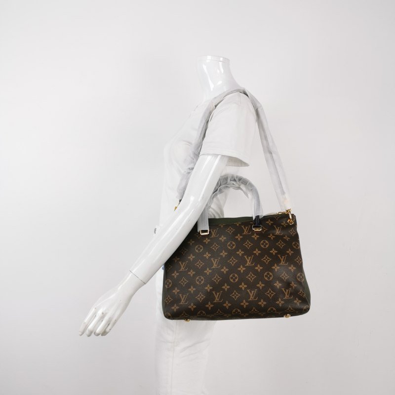 Louis Vuitton(LV)Pallas傳奇包大號牛皮Monogram印花V形拼色單肩包-1