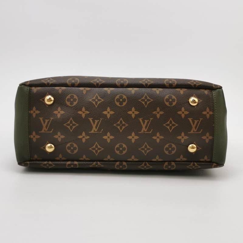 Louis Vuitton(LV)Pallas傳奇包大號牛皮Monogram印花V形拼色單肩包-5