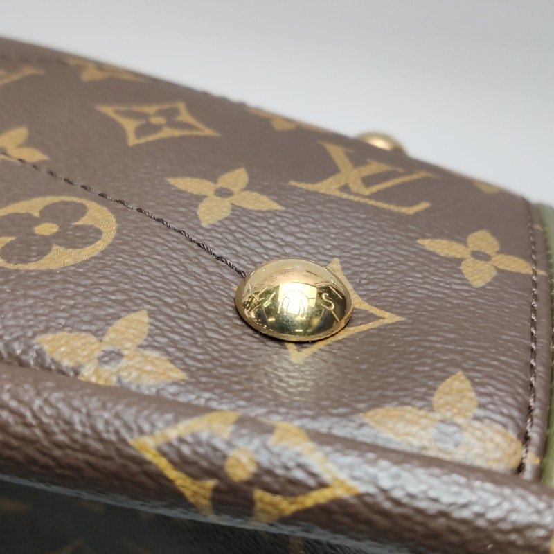 Louis Vuitton(LV)Pallas傳奇包大號牛皮Monogram印花V形拼色單肩包-12