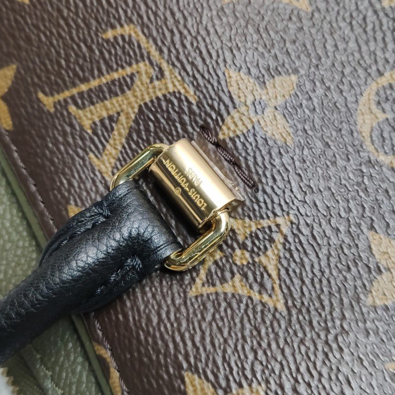 Louis Vuitton(LV)Pallas傳奇包大號牛皮Monogram印花V形拼色單肩包-13