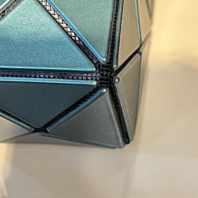 IsseyMiyake綠塑料黑銀釦Mini手提包-5