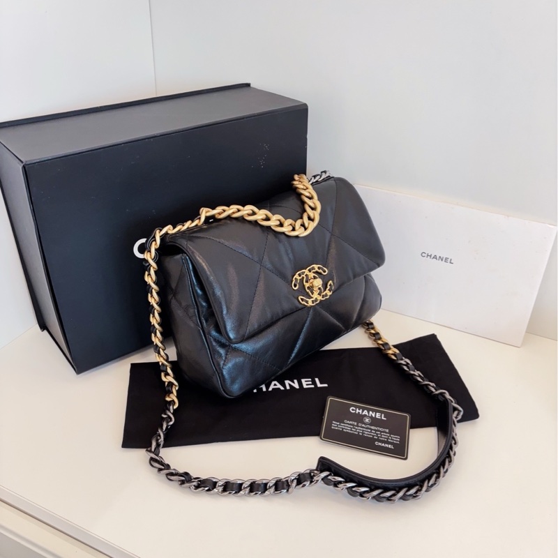 【99新閒置🆕】Chanel  黑金大菱格19bag枕頭包 小號 small 斜挎包-1