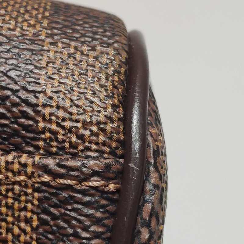 Louis Vuitton(LV)Trevi牛皮棋盤格褶襇單肩包-19