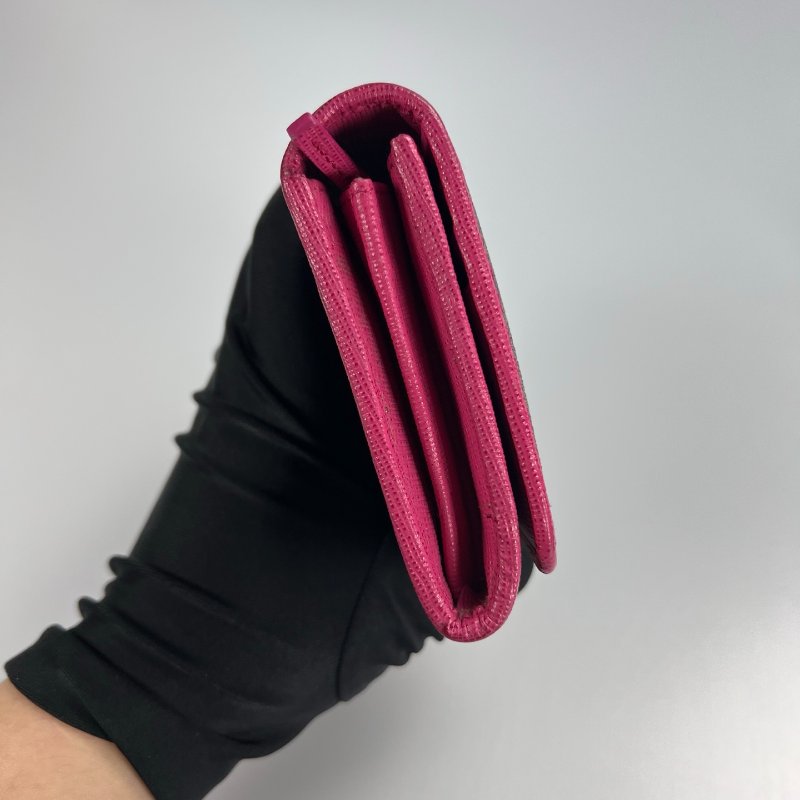 FENDI 1086486 老花拚玫紅掀蓋長夾-3