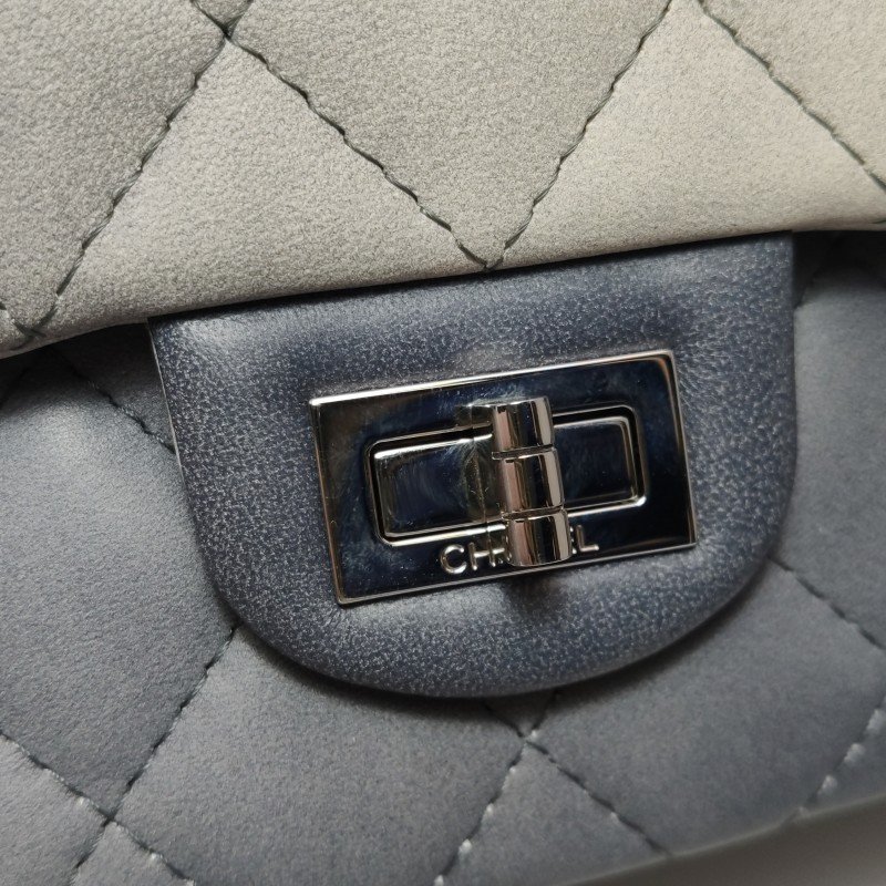 Chanel 2.55 Flag Bag季節限定款大號羊皮漸變色矩形旋扣單肩包-10