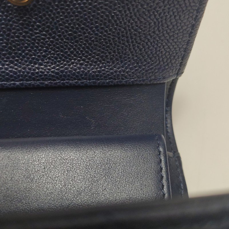 Chanel Boy Bag牛皮菱格絎縫方形雙C鎖扣錢包-8