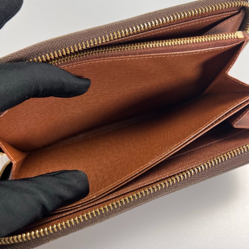 LV M60017 老花ㄇ拉長夾-7