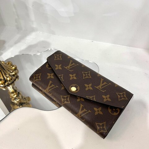 LV M60017 老花ㄇ拉長夾