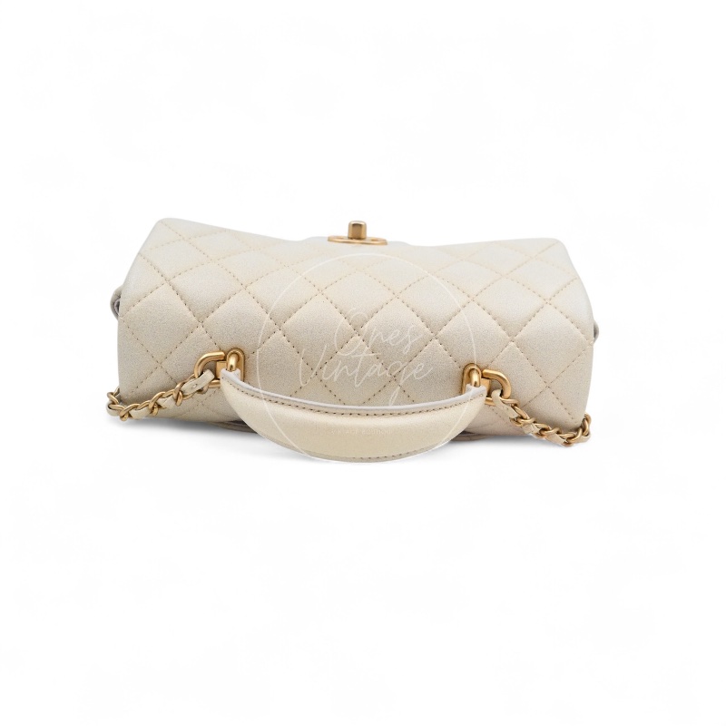 [Pre-owned] Chanel Pearl Caviar Rectangular Mini with Top Handle-3