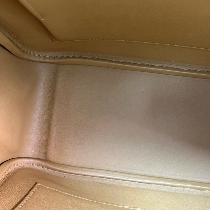 △ Hermes 愛馬仕 Beige, Brown, Blue Swift Calfskin Palladium Plated Metal Plume 32 Hand Bag Stamp [R] 米色, 啡色, 藍色鍍鈀金屬滑面小牛皮手袋[R]刻 - 257026313-14