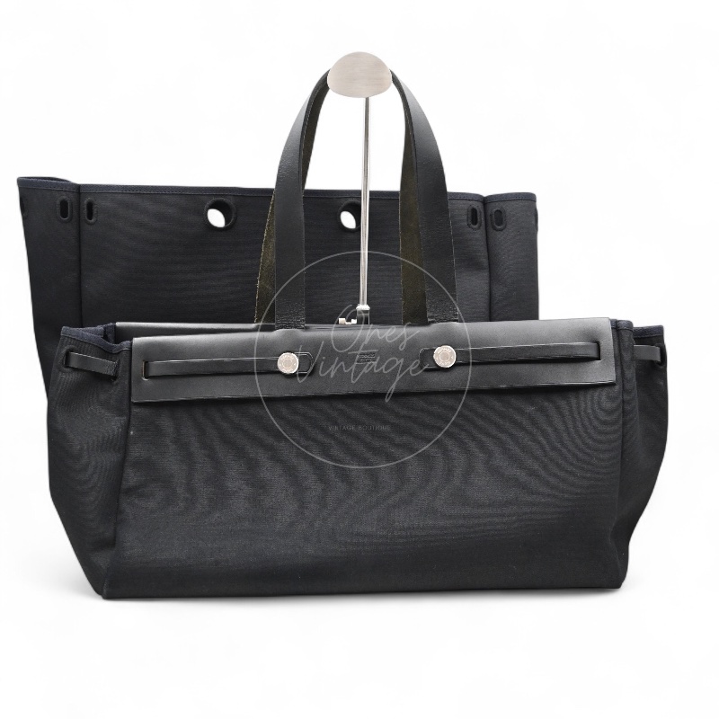 [Pre-owned] Hermes Herbag Cabas GM Black Swift Canvas Stamp Square C-19