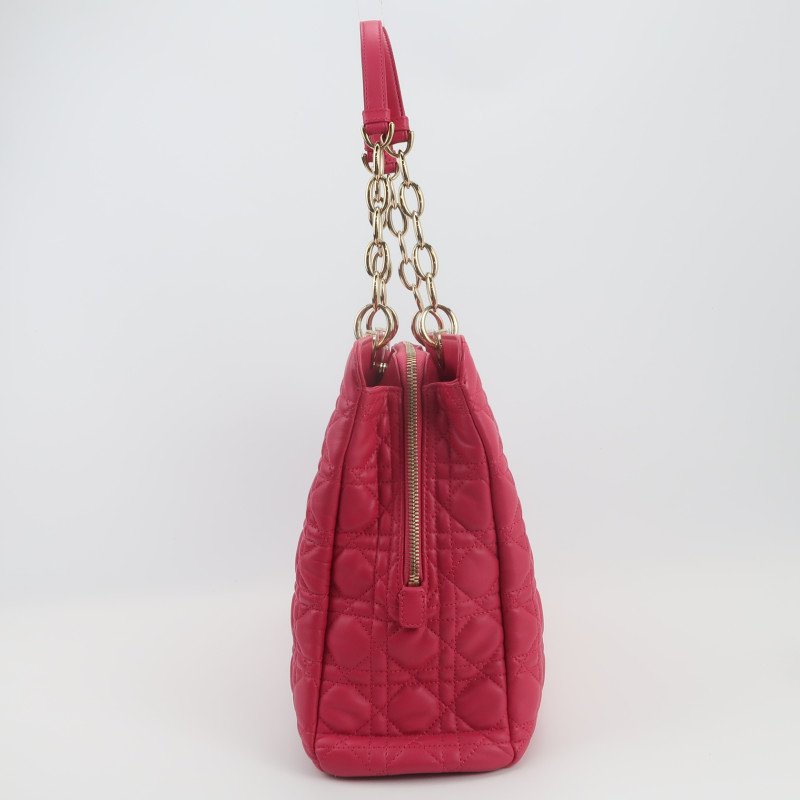 Dior Soft羊皮純色絎縫字母吊飾單肩包-2