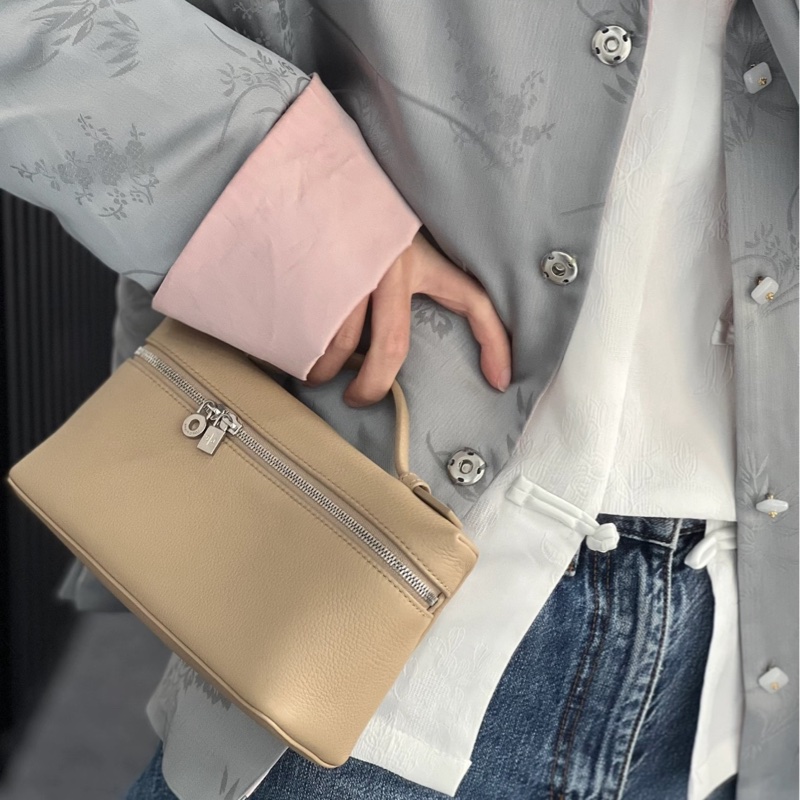 【89🆕】Loro Piana LP19全皮飯盒包奶茶色銀扣 手提斜挎包-2