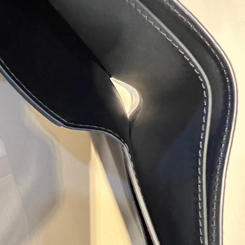 LV黑粒面牛皮Multiple5卡交叉對開短夾/金屬膠膜未撕-8