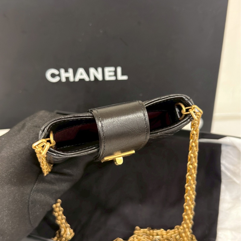 🈶購證99新🆕解放雙手😍Chanel黑金leboy菱格紋手機包斜背包-11