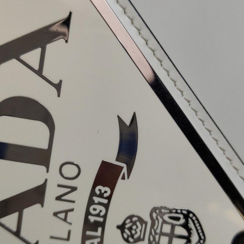 Prada Spazzolato牛皮純色三角徽標斜挎包單肩包-18