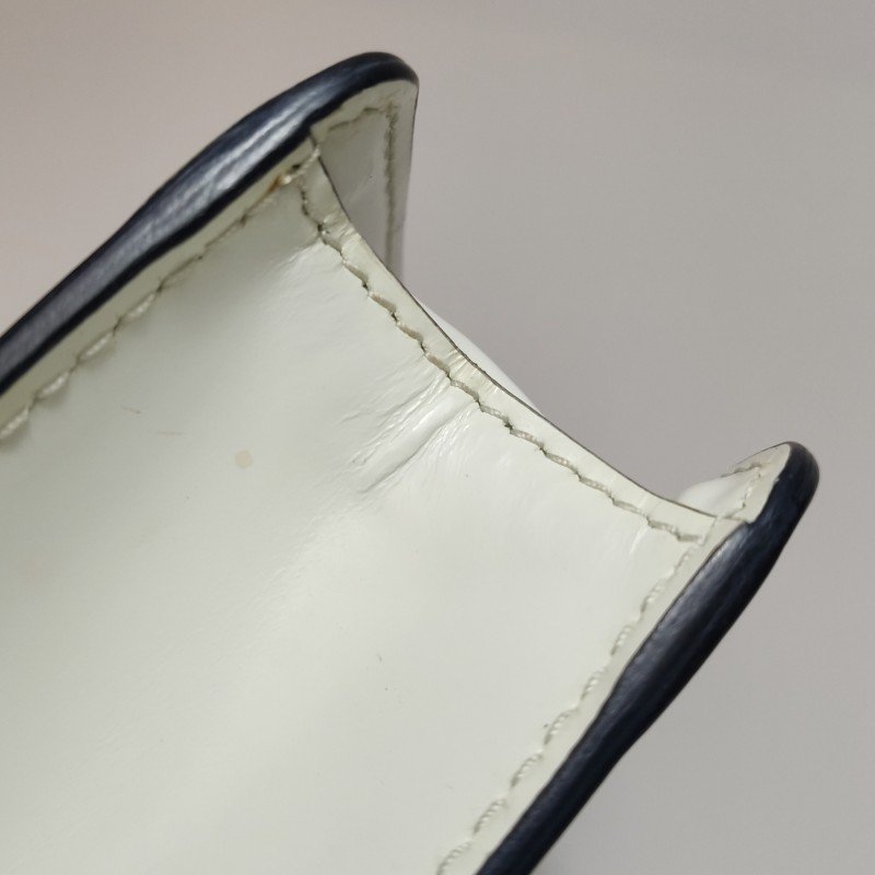 Prada Spazzolato牛皮純色三角徽標斜挎包單肩包-19