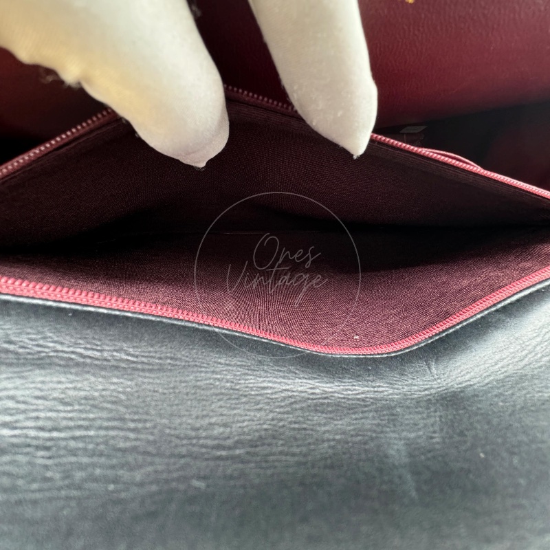 [Pre-owned] Chanel Black Calfskin Maxi Flap Bag-13