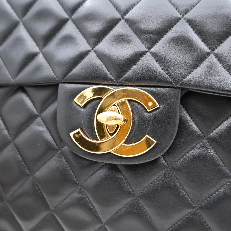 [Pre-owned] Chanel Black Calfskin Maxi Flap Bag-19