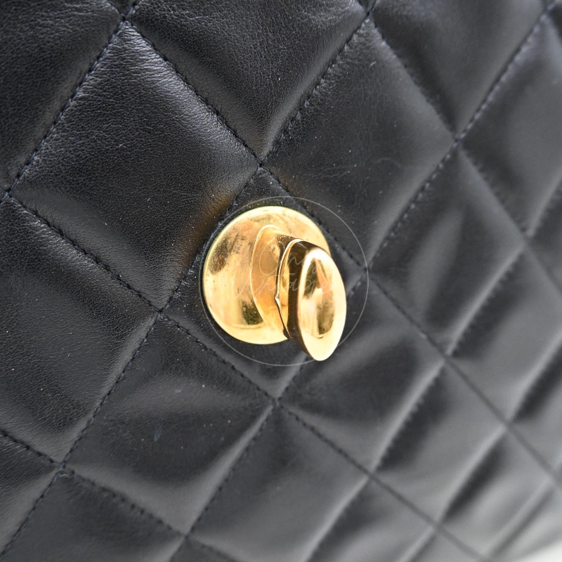[Pre-owned] Chanel Black Calfskin Maxi Flap Bag-29