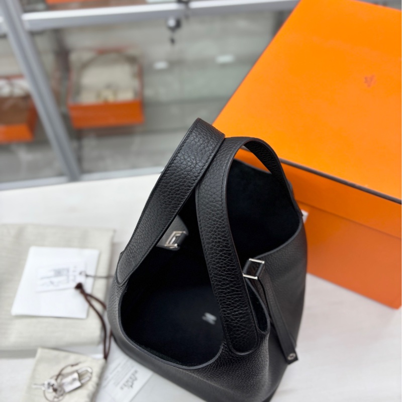 【閒置99新】Hermes 黑銀22菜籃子 U刻 tc 手提包-2