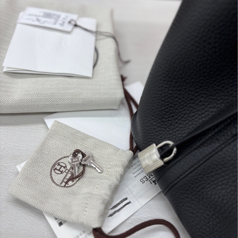 【閒置99新】Hermes 黑銀22菜籃子 U刻 tc 手提包-4