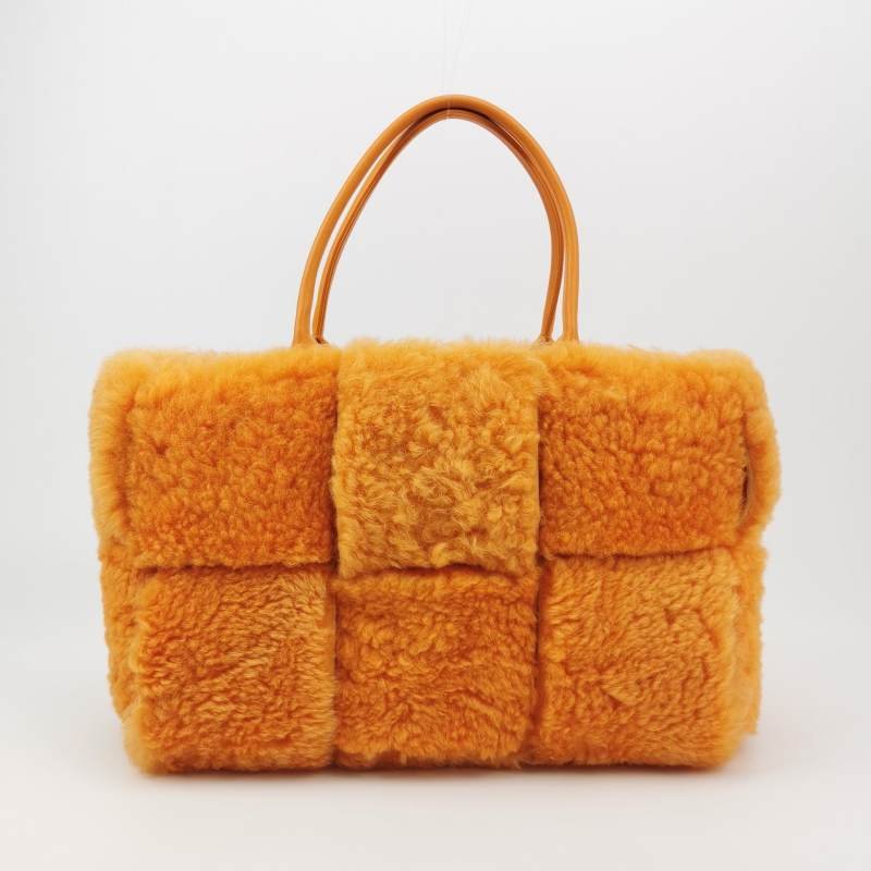 Bottega Veneta Arco中號純色毛絨Intrecciato編織子母包手提包-5