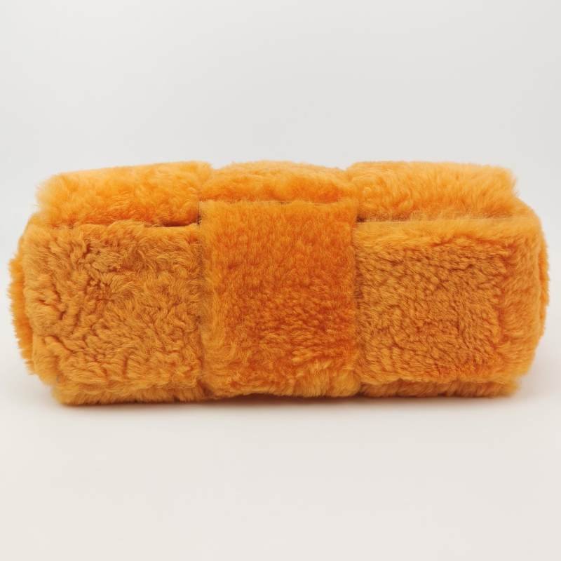 Bottega Veneta Arco中號純色毛絨Intrecciato編織子母包手提包-6